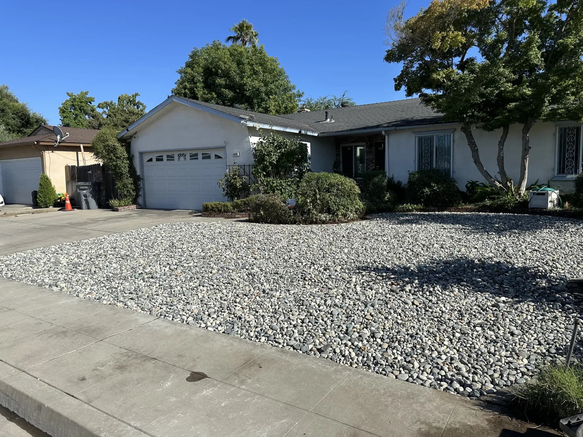 Front yard full rock conversion — no lawn